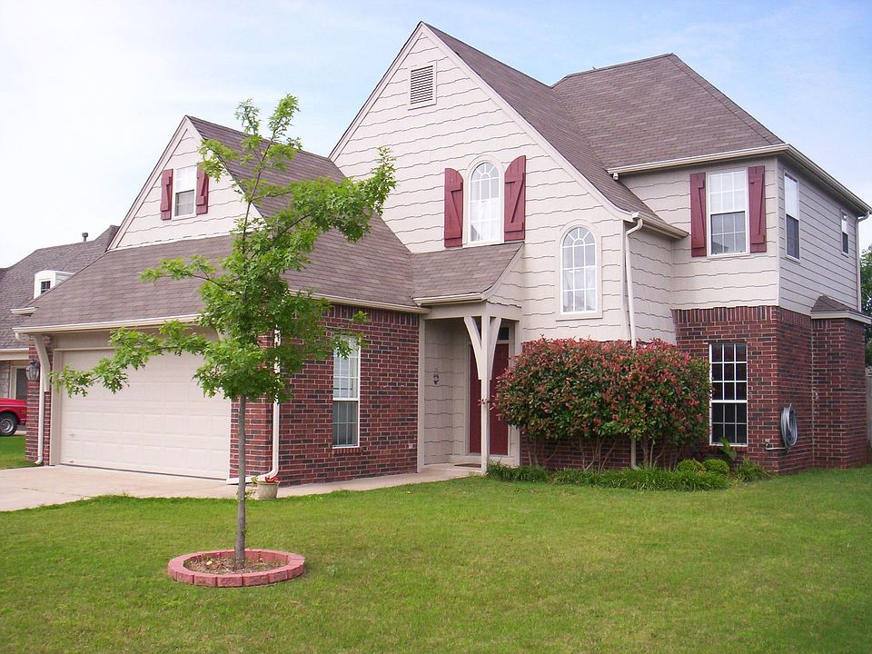 Beautiful 4 Bedroom!