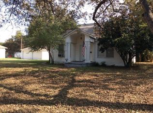 311 SW 3rd St, Kerens, TX 75144