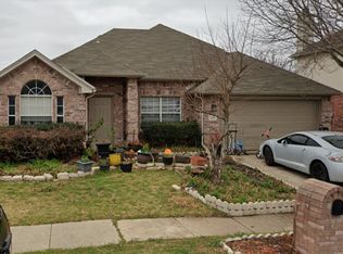 228 Quail Meadows Ln, Arlington, TX 76002