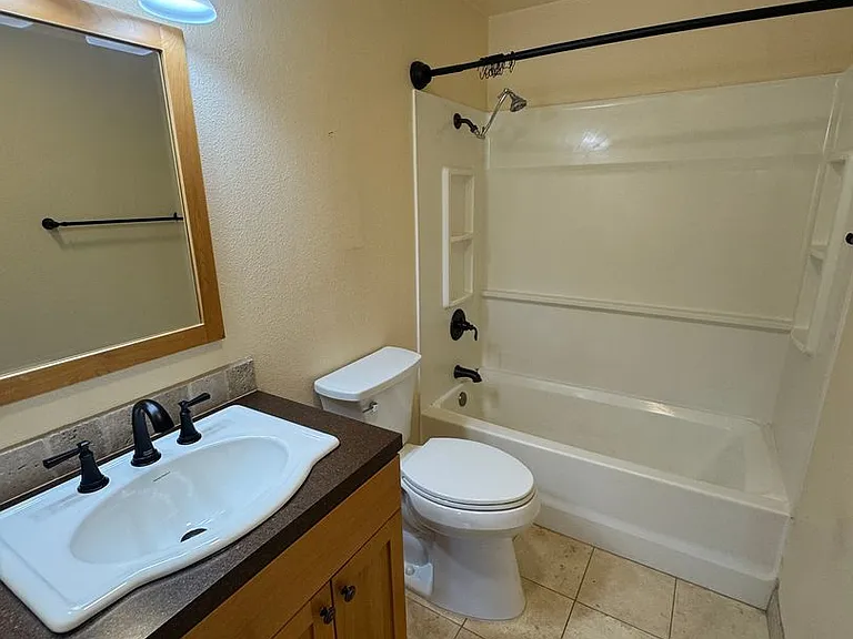 2850 Newton Pl — Photo 9