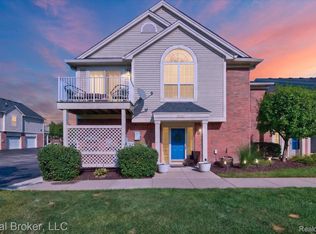 51747 Adler Park Dr W, Chesterfield, MI 48051