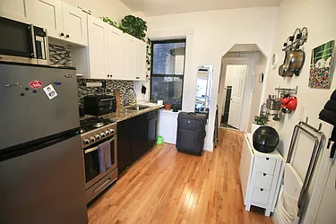 Rented by Delmark Realty LLC