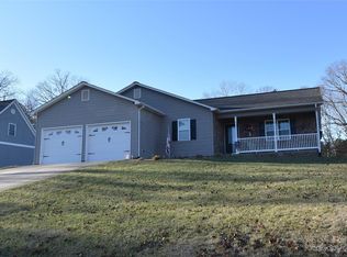 4623 Blair Dr, Lenoir, NC 28645
