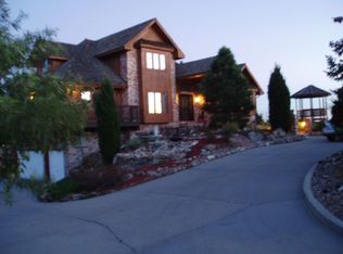 6864 Carr St, Arvada, CO 80004