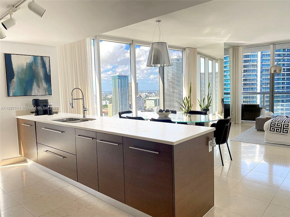 1st image of 475 Brickell Ave APT 3915