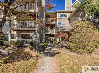 406 Carhart Ct #406, East Brunswick, NJ