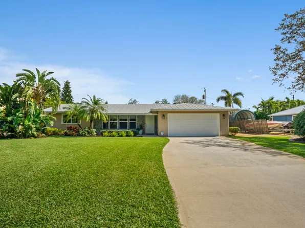 707 SW Hidden River Avenue, Palm City, FL 34990