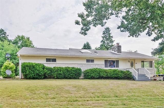 1st image of 816 Wildwood Circle Dr