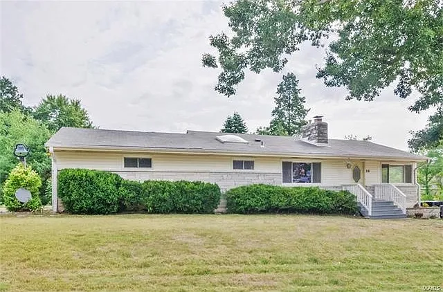 816 Wildwood Circle Dr photo 1