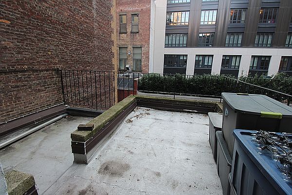 1st image of 216 W 78th St APT 3E