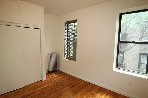 Rented by Compass | media 7