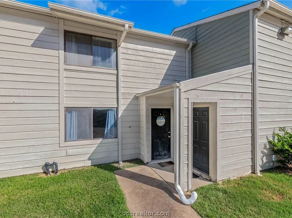 4511 Carter Creek Pkwy APT 2, Bryan, TX 77802