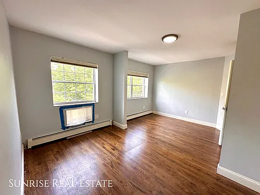 Bedroom, photo 2