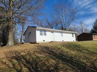 1870 Tapering Pointe Rd, Warsaw, KY 41095