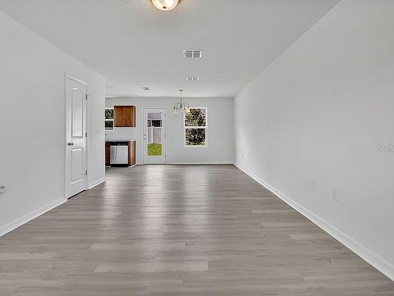 3rd image of 303 ANCHOVIE COURT