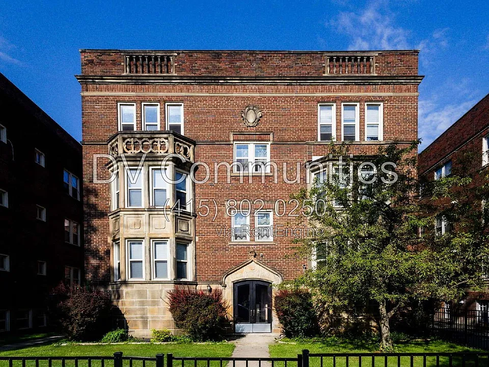 2988 S Moreland Blvd #8