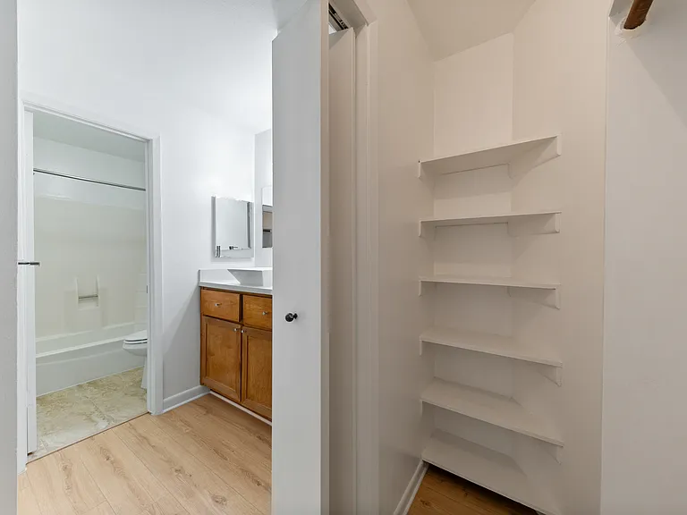 701 Rosedale St #H — Photo 19