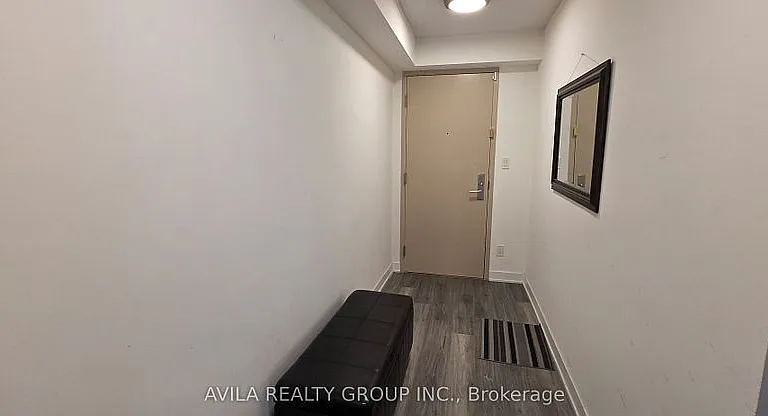 126 Simcoe St #301 — Photo 21