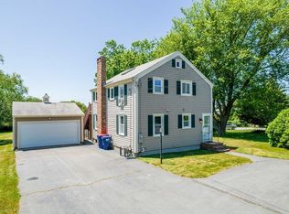350 Sconticut Neck Rd, Fairhaven, MA 02719