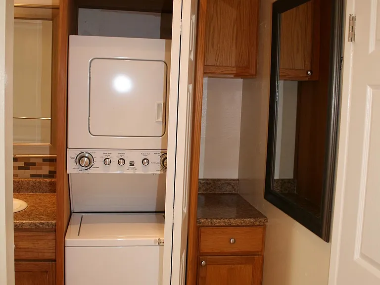 1000 W Macarthur Blvd #68 — Photo 11