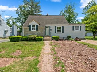 27 New York Ave, Flemington, NJ 08822