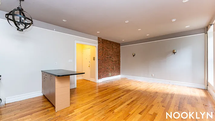 Rented by Nooklyn NYC LLC | media 15