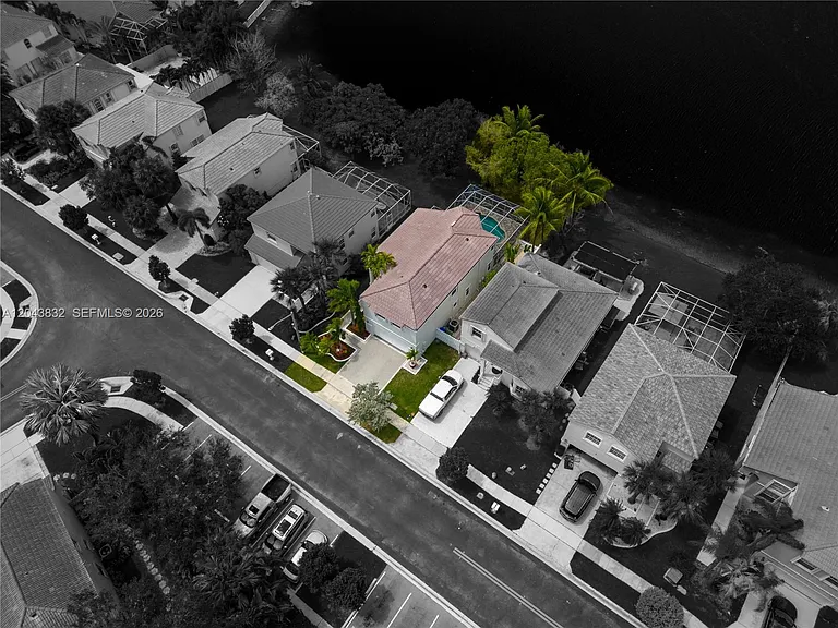 15341 NW 4th St — Photo 4