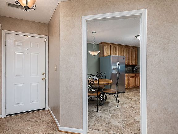 Front entry to kitchen