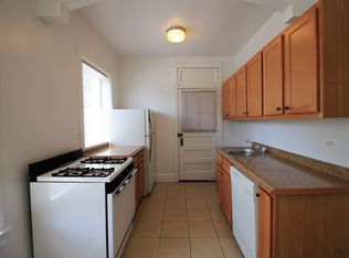 6964 1/2 N Sheridan Rd APT 2A, Chicago, IL 60626