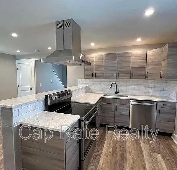1476 N 6th St — Photo 11