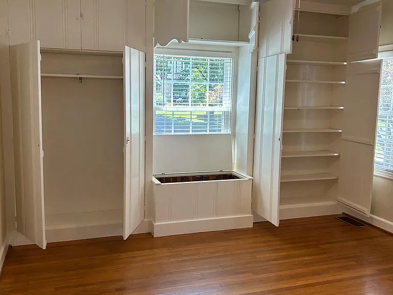 MB built in closet & shelves