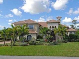10747 Pine Tree Ter, Boynton Beach, FL 33436