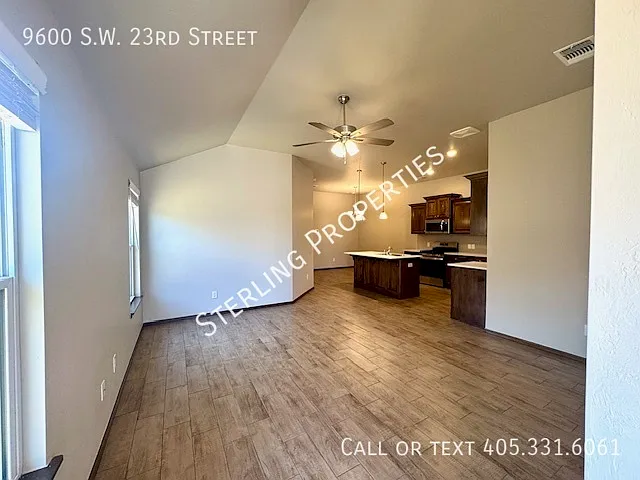 9600 SW 23rd St — Photo 4