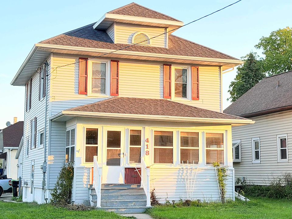 1st image of 418 W 3rd St
