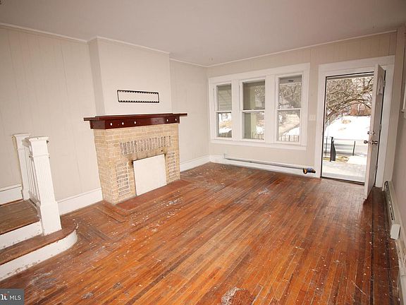 2nd image of 1408 Stuyvesant Ave