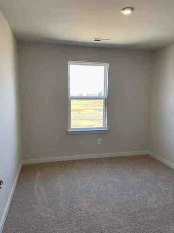 289 Huntwell West Ave — Photo 21