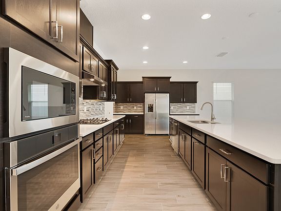 Convenient kitchen for meal prep
