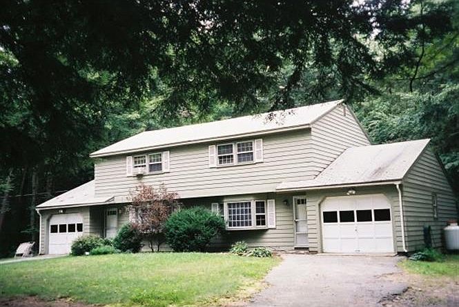 1st image of 17B Deerwood Dr
