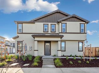 2136 Harborview Way, Sacramento, CA 95832