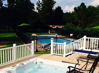 102 Benjamins Ct, Seaford, VA 23696