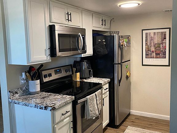 3rd image of 2938 N 61st Pl Unit 101