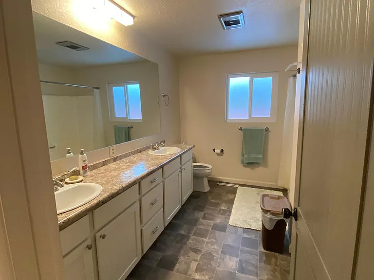 310 Orem St — Photo 5