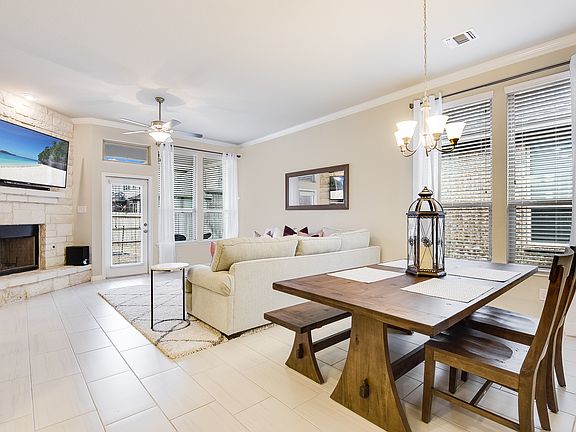 5th image of 3719 Avia Oaks