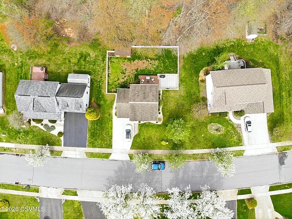 4th image of 1026 Clifton Dr