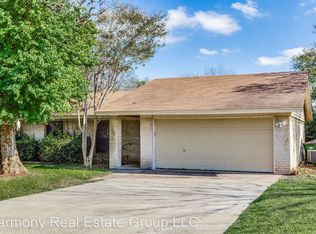 525 Chisholm Valley Dr, Round Rock, TX 78681