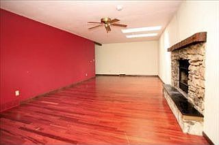 4th image of 3431 E Burr Oak St