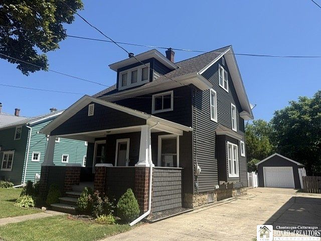 1st image of 111 S 18th St