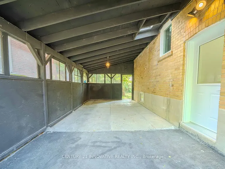 57 Leahann Dr #MAIN FLOOR — Photo 4