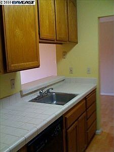 5th image of 39953 Cedar Blvd Unit 221