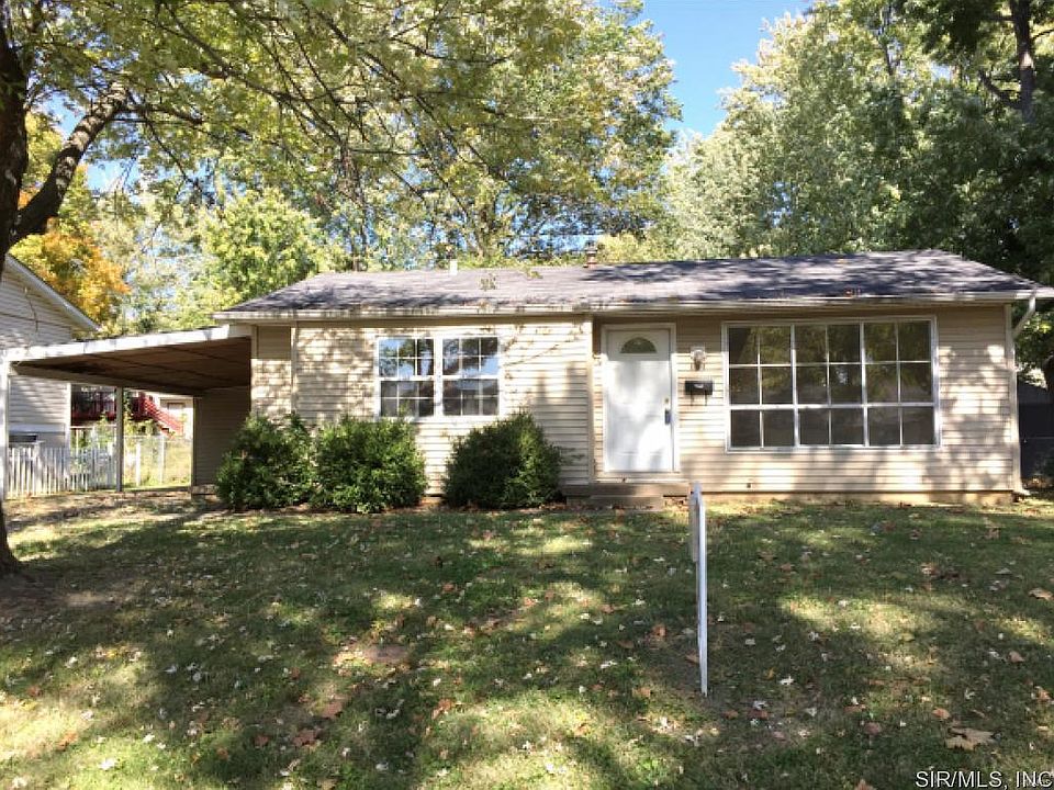 1st image of 804 W Madison Dr